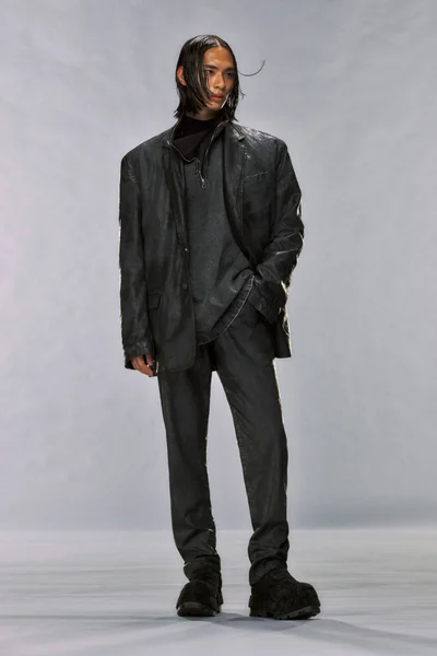 Look 47